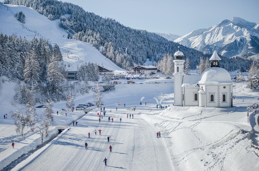 Family Friendly Chalet - Central With Beautiful Mountain Views Seefeld in Tirol Eksteriør bilde